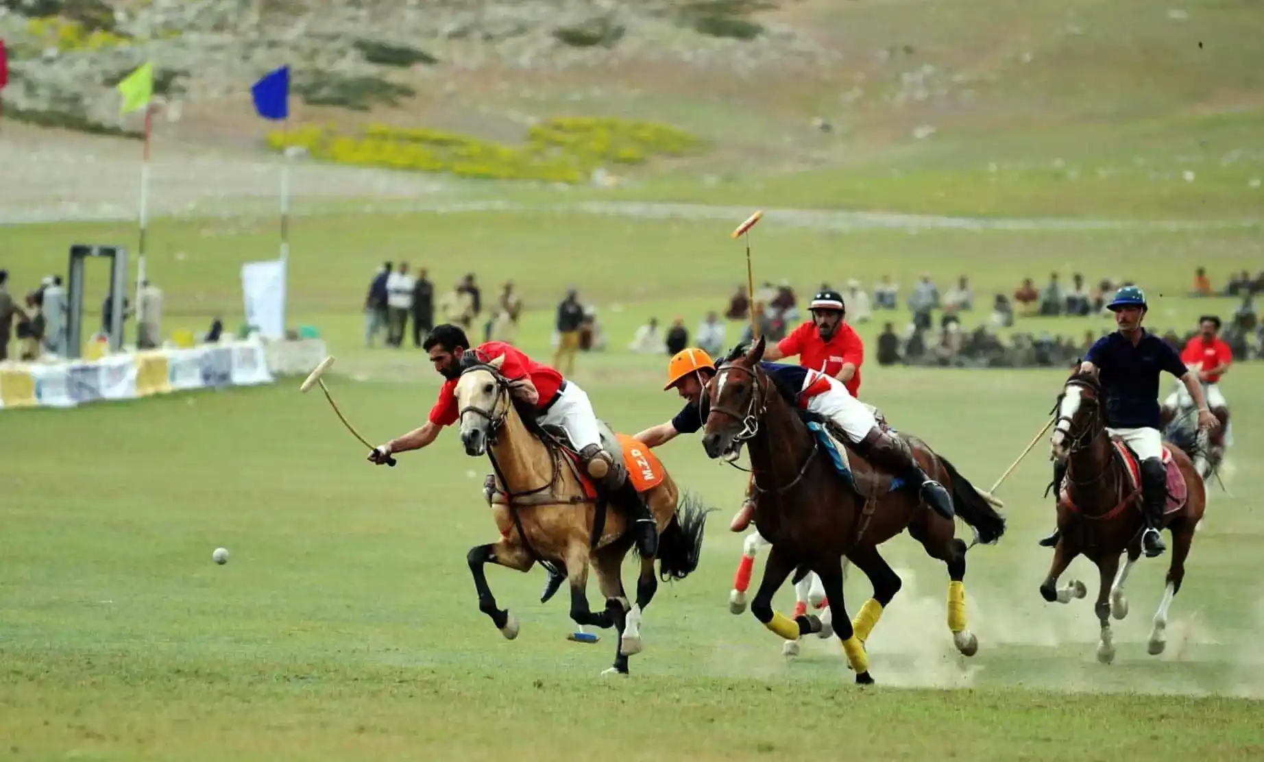 Shandur Polo Festival Travel Guide